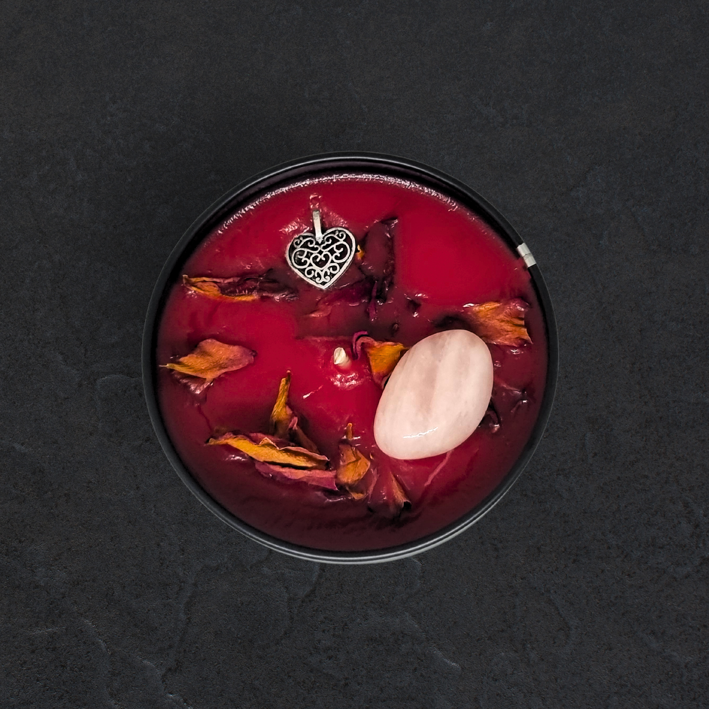 Love and Romance Spiritual Candle – A Sacred Tool for Attraction, Passion, and Emotional Connection
